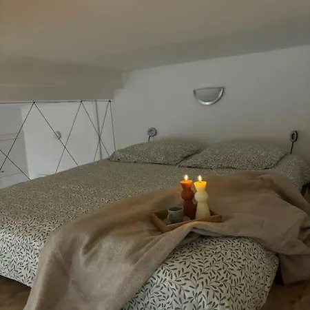 Cosy Au Coeur De Ville, Mezzanine -203- * Saint-Etienne (Loire)