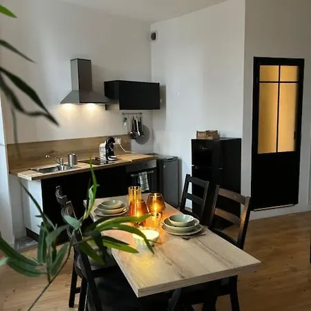 Cosy Au Coeur De Ville, Mezzanine -203-
