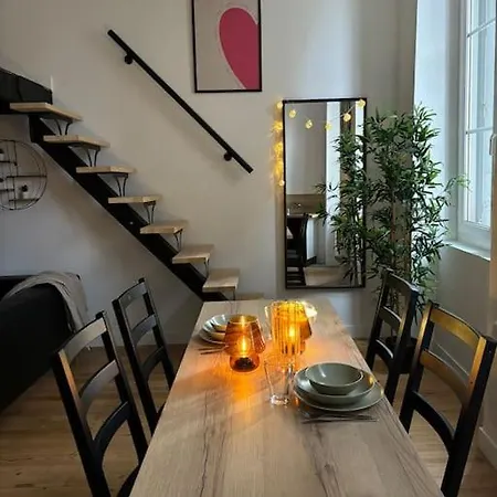 Cosy Au Coeur De Ville, Mezzanine -203- *